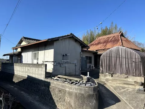 Tsuji, Yamamoto-cho, Mitoyo-city (Motoyama station) Single story house, 9K

1,000,000 yen