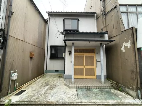 14.3 million yen (Shimizu Town, Komatsu Station)