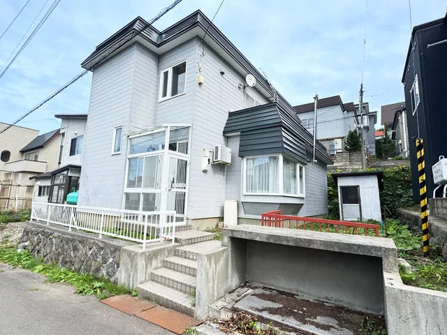 Otaru City, Sakura 2-chome (Otaru Chikko Station) 2-story building 3LDK