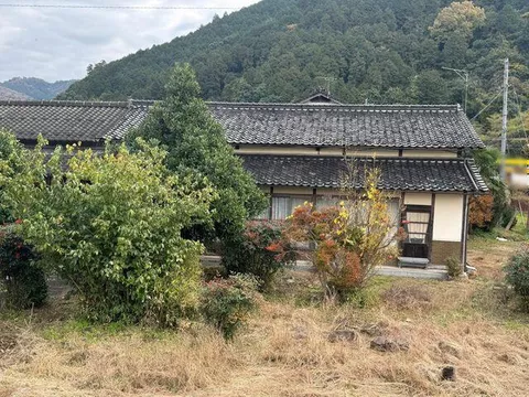Toyooka-shi, Izuishi-cho Kojin (Toyooka station) Single-story building, 6K

1.5 million yen