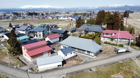 Kitakata City, Shiokawa Town, Gogo, Minamiyashiki (Ubado Station) Single-story building 8LDK