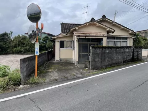 Hishikari Maeme, Isa-city, Osaka 5DK

2.5 million yen
