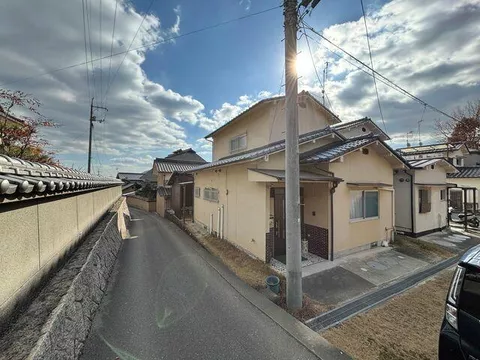 Fukuyama City, Ashida-cho Oaza Fukuda (Tode Station) 2-story building 3LDK