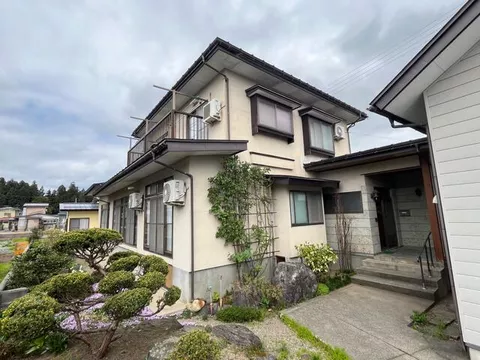 Yonezawa City, Josai 4-chome (Nishi-Yonezawa Station) 2-story 6LDK