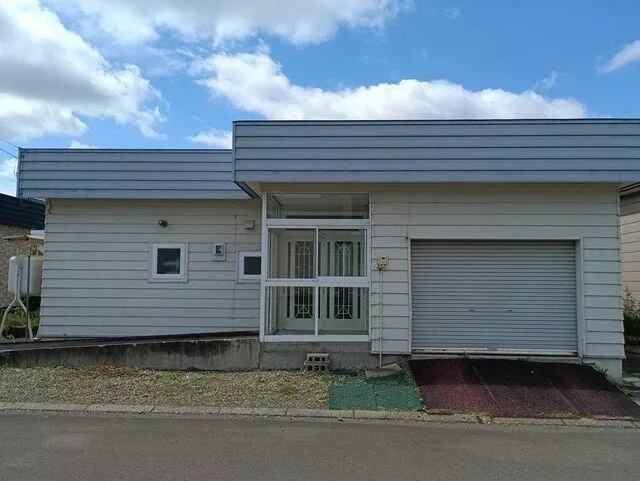 Iwamizawa City, Shibun Town (Shibun Station), single-story building, 2LDK