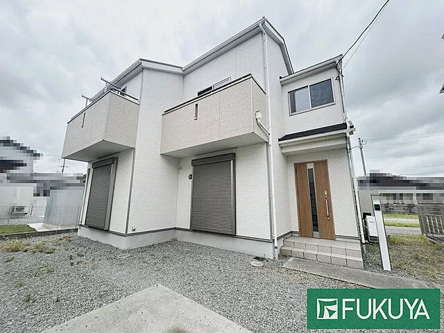 Used single-family home, 27 minutes on foot from JR Tōkaidō and Sanyō Main Line Aboshi Station