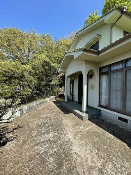 Iwakuni City, Nishikimi 8-chome (Nishi-Iwakuni Station) 2-story 5LDK