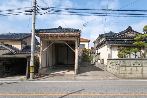 Kashiwazaki City, Arahama 2-chome (Arahama Station) 2-story building 5DK