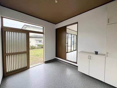 Shiraishi City, Midorigaoka (Shiraishi Zao Station), single-story building, 2LDK