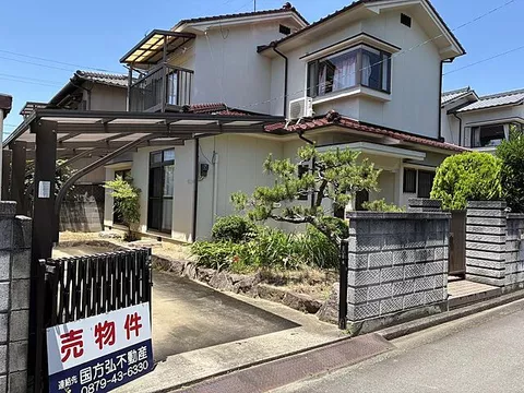 Used single-family home 5 minutes on foot from Hakusan Station on the Takamatsu Kotohira Electric Railroad Nagao Line