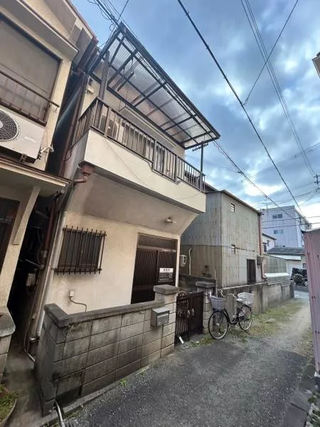 Kurohara Asahi-cho, Neyagawa City (Kayashima Station) 2-story 4DK