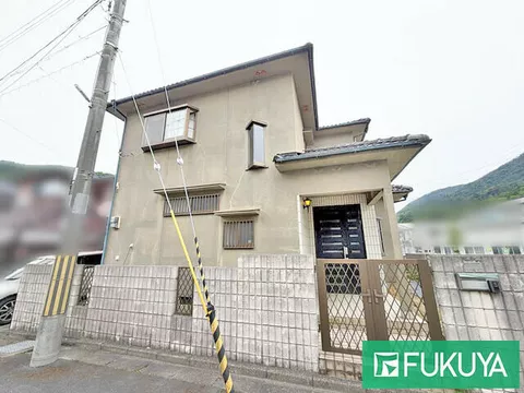 Kameoka City, Hatano-cho, Hirono Shirasuna (Chiyokawa Station) 2-story building 4LDK