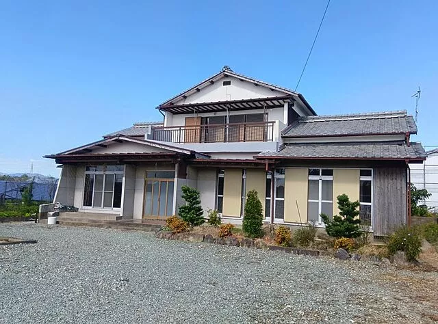 Used single-family home, Nishitetsu Tenjin Omuta Line, Hachihommata Station, 25 minutes on foot