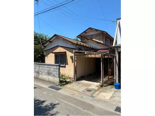 Tateshita, Karikawa (Karikawa Station) 1,500,000 yen