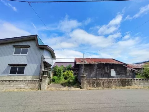 Wooden Kikukawa Sakaki (Nakada Station) 500,000 yen