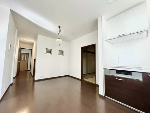 Akashi City, Okubo Town, Yamatedai 2-chome (Okubo Station) 2 stories above ground, 1 basement 5SLDK