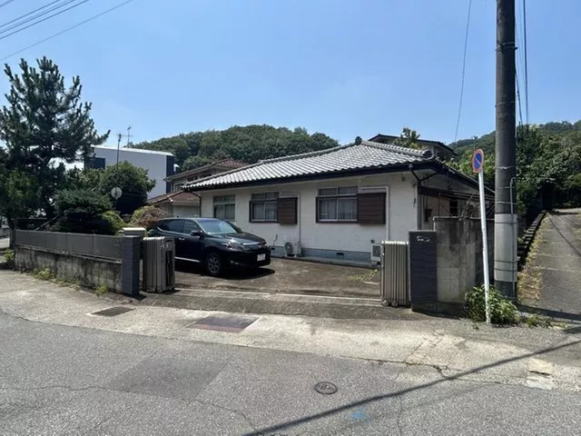 Currently for sale / 150 tsubo lot! Supermarkets, drugstores, and convenience stores within walking distance!