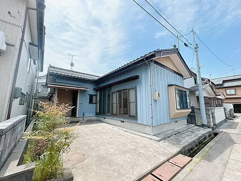 Used single-family home Sanjo City Nishi Yokkaichi 1-chome