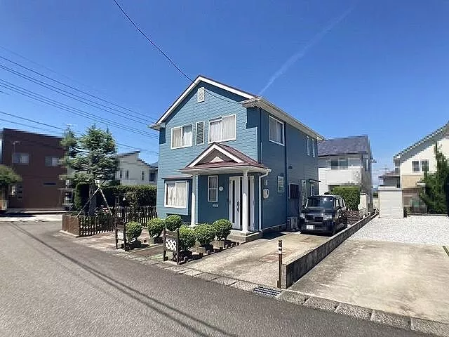 Used single-family home in Kawaoka - Used house