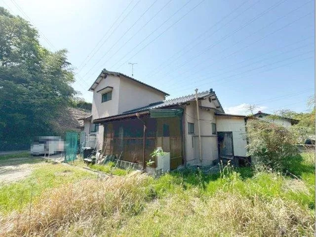 ●Used house in Iizuka City, Namata! ●A nature-rich and quiet living environment! ●All rooms come with storage!