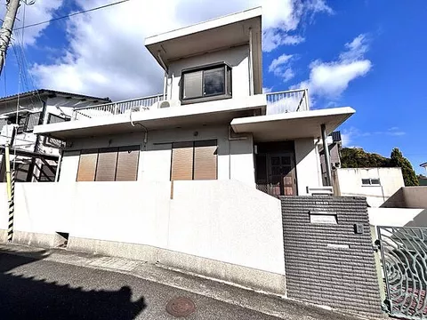 Used single-family home Awaji City Shizukudai