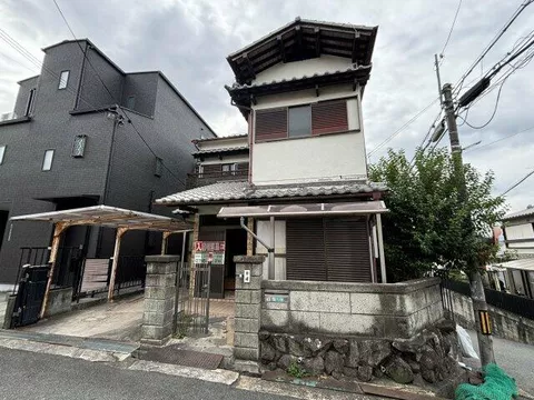 Kamimaki Town, Kitakatsuragi District, Hattoridai 1-chome (Shitomi Station) 2-story 4LDK