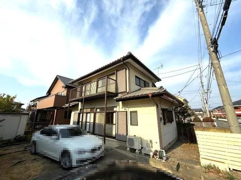 ◆ Land over 60 tsubo ◆ South-facing ◆ Closet ◆ Separate bath and toilet ◆ Parking for 3 cars