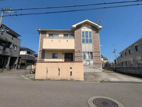 Kano (Kiichu Island Station) 14.8 million yen