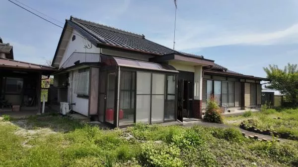 Tochigi City, Togamachi Harajuku (Ienaka Station) Single-story building 4DK