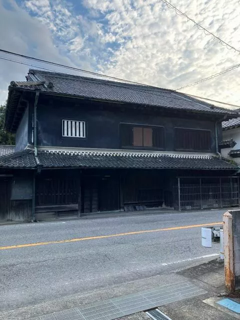 Yoshino-gun, Oyodo-cho, Oaza Niino (Rokuta Station) 2-story building 6DK