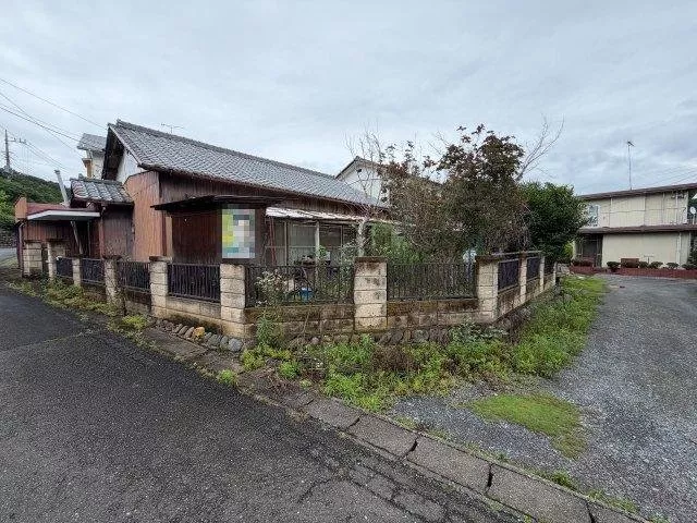 ◆Open kitchen ◆Separate bath and toilet ◆Window in the kitchen ◆Garden ◆Single-story house