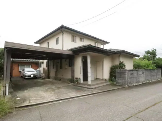 Toyama City, Mukoshinjō 3-chome (Etchu-Ebata Station) 2-story building 5LDK