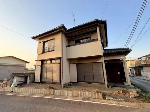 Kawagoe-shi, Kawagoe 2F 5DK

4,980,000 yen