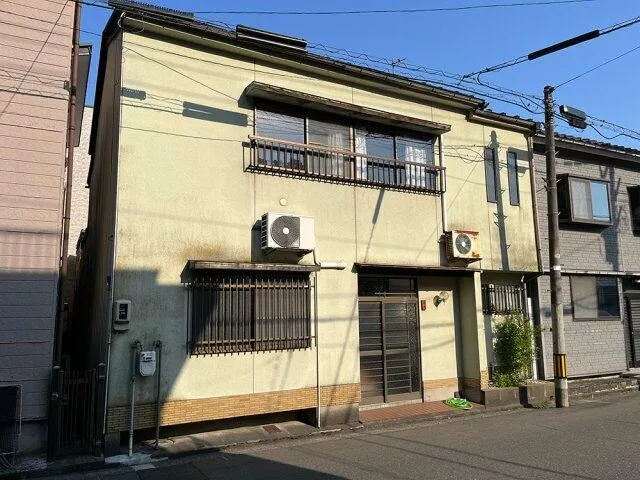 Fukui City, Nishikida 3-chome (Shōkō Kaigisho-mae Station) 2-story building 6LDK
