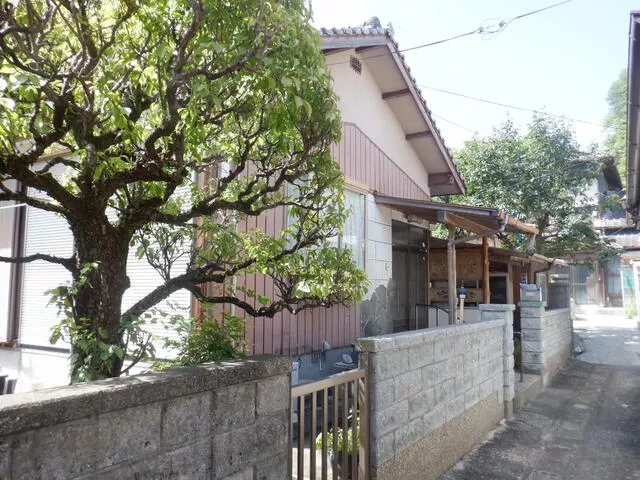 Shide-cho, Tsukumi-shi (Tsukumi-station) Single-story building, 4DK

1,400,000 yen