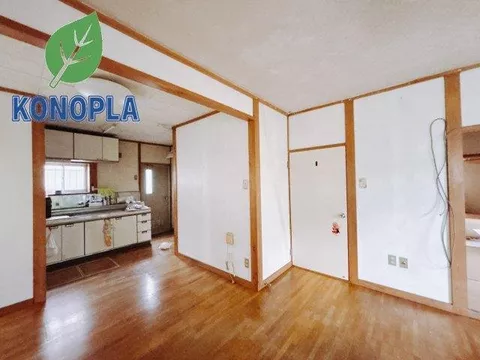 OK to view now☆Renovations also accepted!■Carport■Air conditioning■Good living environment◎
