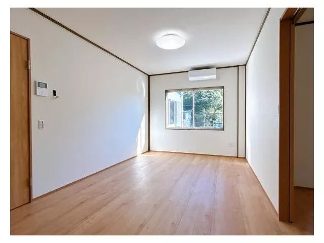 [Open House Held] [Renovated] [Immediate Move-in Available] 160m from JR Nangō Station, Nangō Elementary School