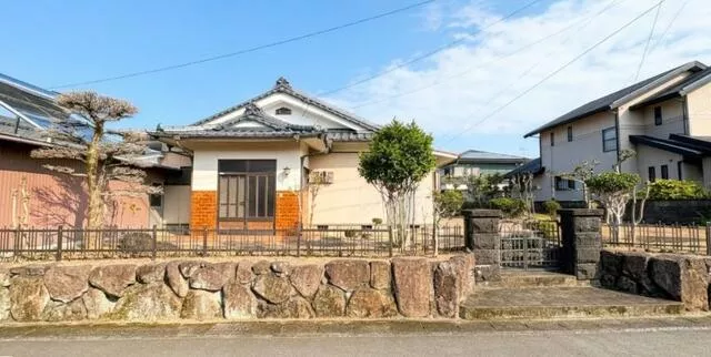 Higashi Usuki-gun, Kadogawa Town, Nakasu 2-chome (Kadogawa Station) Single-story building 6LDK