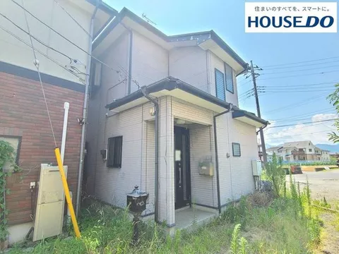 Accessible by 3 train lines! All rooms facing south in a 4LDK! Spacious 45 tsubo with a view of Mount Fuji◎