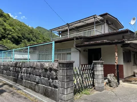 Hayakawa Town, Minami-Koma District, Amihata (Namikakushima Station) 2-story building 6DK