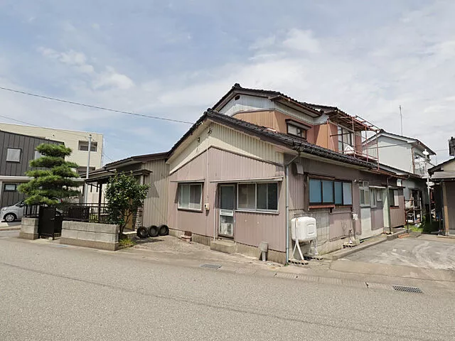 Used single-family home, Kamiakae 1-chome, Toyama City