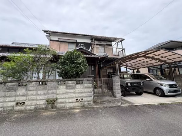 Imabari City Goshin Yashiki Town 1-chome (Iyo Tomita Station) 2-story building 6SLDK
