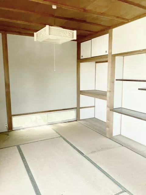 2F 3DK in Natsuyacho Kizu, Naruto-shi, Tokyo (Chikyomae Sta.)

500,000 yen