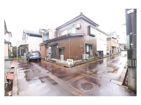 Shimada 2 (Kita-Sanjo Station) 2.3 million yen