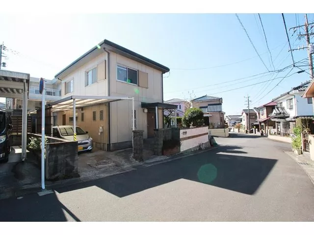 Southwest corner lot / Approximately 960m to Taiyo Ishiki Danchi Store / Good sunlight exposure