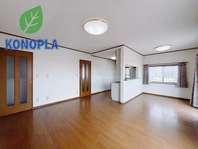 Large space residence for two families ☆ Two LDKs ■ All-electric ■ Carport ■ Air conditioning