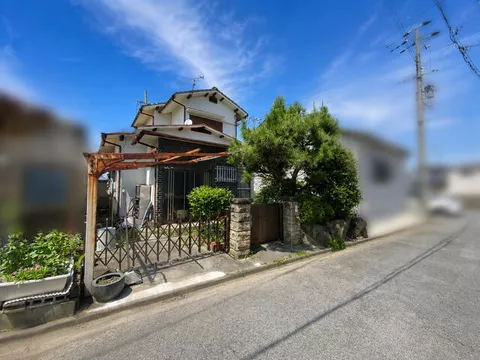 Wakayama City Nishihama 2-story 5DK