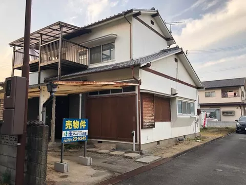 Nakajima, Mitsu-cho, Tatsuno-shi (Sanyo Aboshi Sta.) 2F 5DK

2,000,000 yen