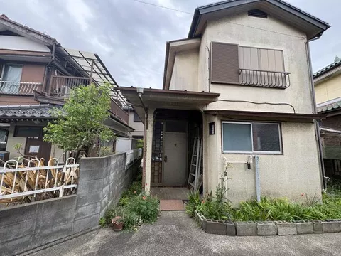 Dairakuji-cho, Hachioji-shi, Tokyo (Nishi-Hachioji Sta.) 2F 4LDK

6.8 million yen