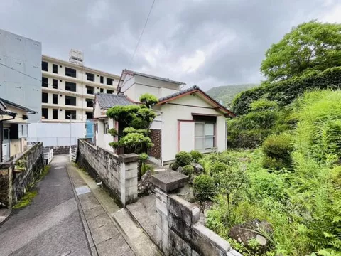 Marutagō, Nagayo Town, Nishisonogi District (Nagayo Station) 2-story building 5DK